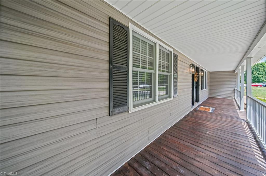 310 Yale Street Property Photo 12