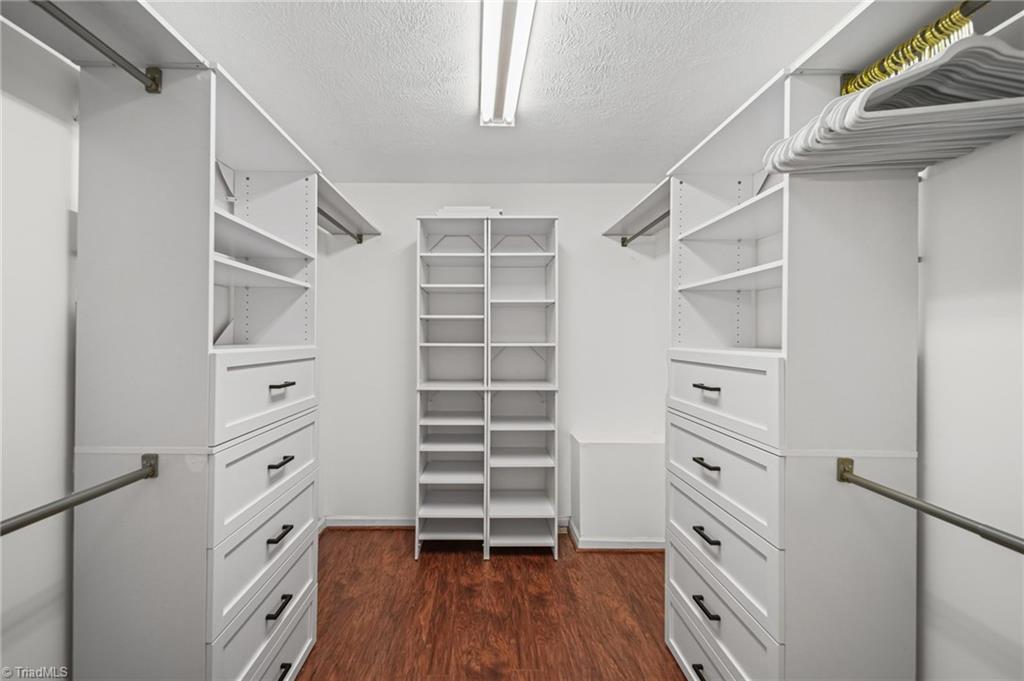 310 Yale Street Property Photo 25
