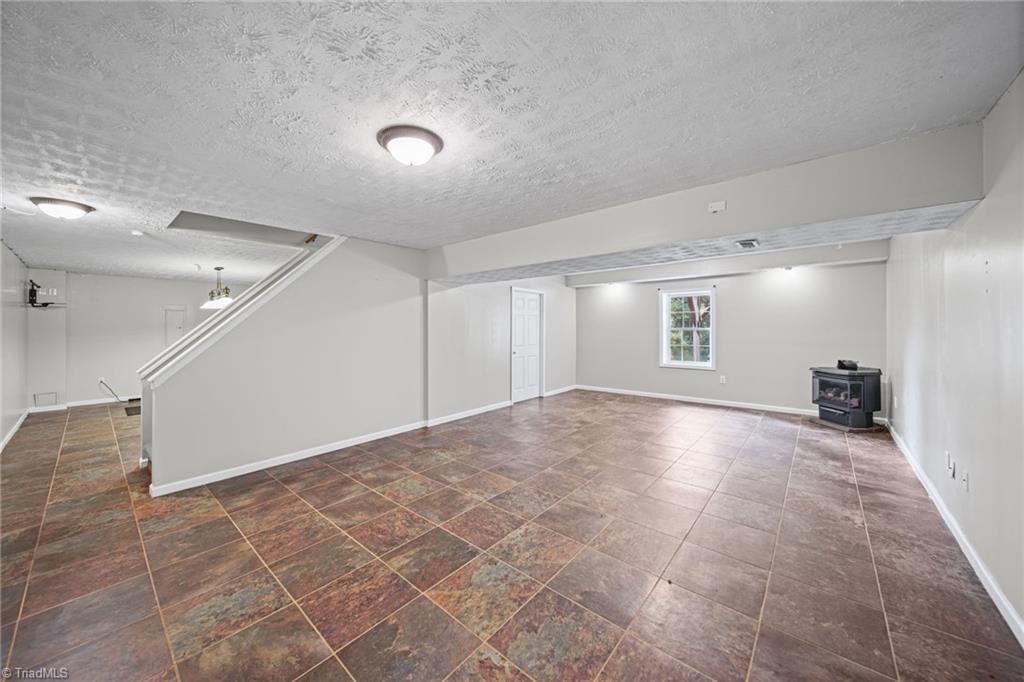 310 Yale Street Property Photo 35