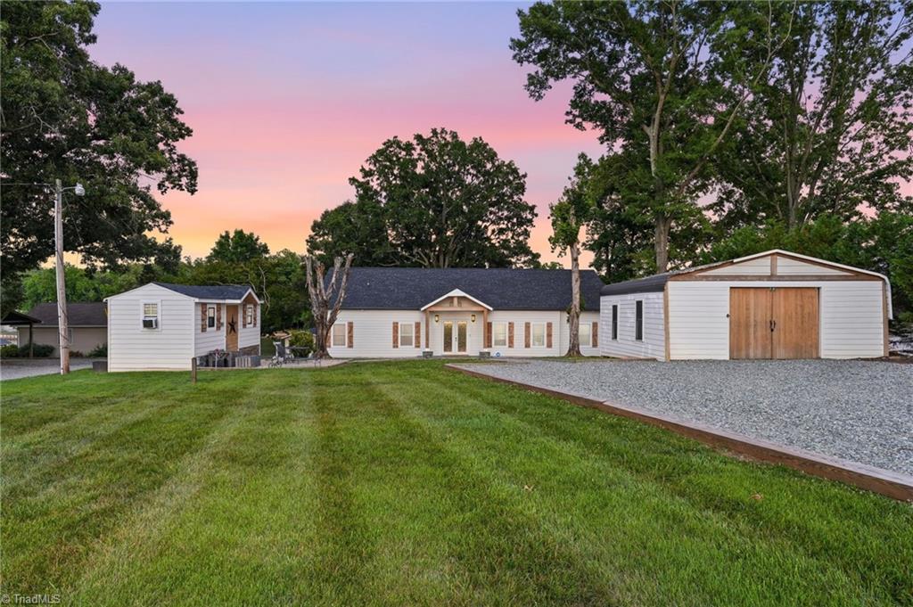 1902 Riverview Road Extension Property Photo 3