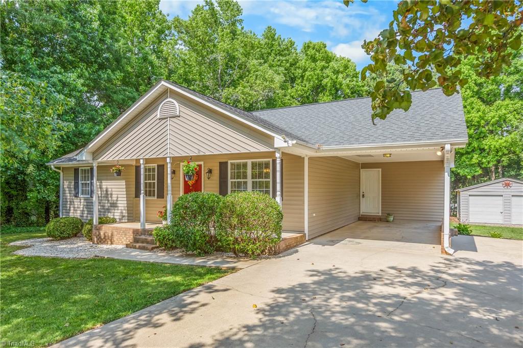 209 Millstone Drive Property Photo 3