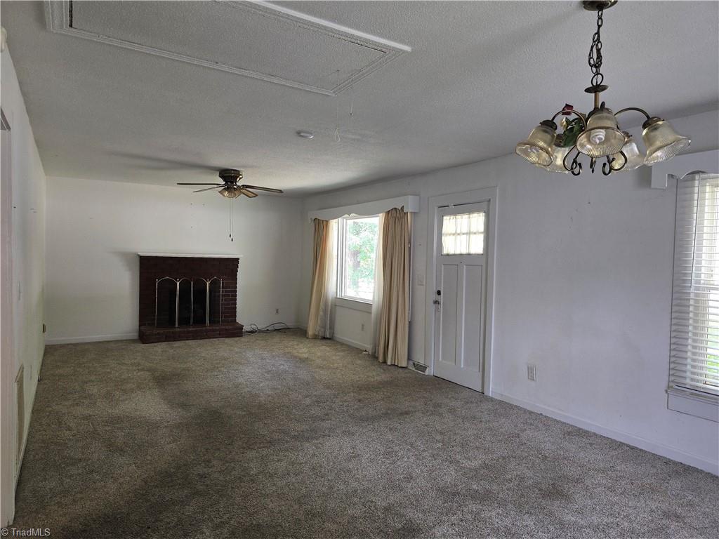 1301 W 5th Avenue Property Photo 4