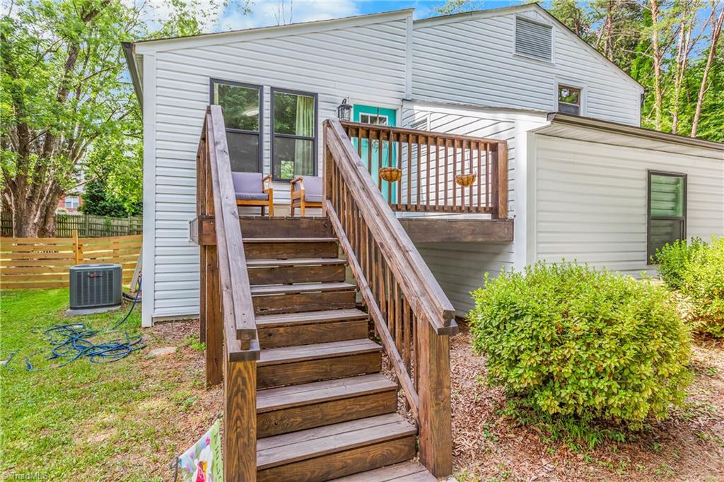 4609 Stanley Court Property Photo 4