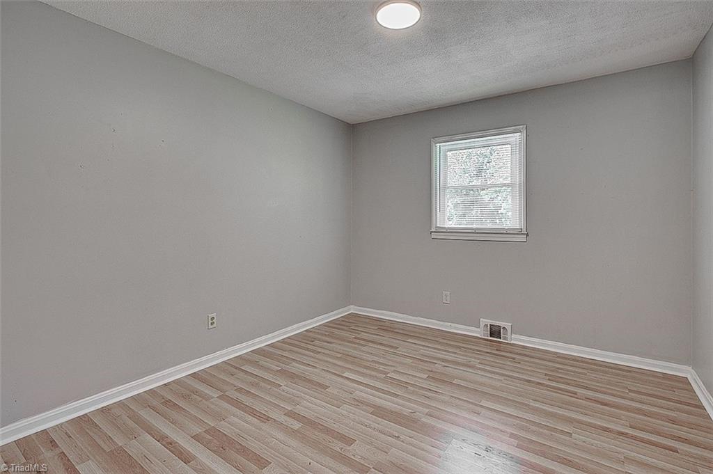 995 Farmer Road Property Photo 21