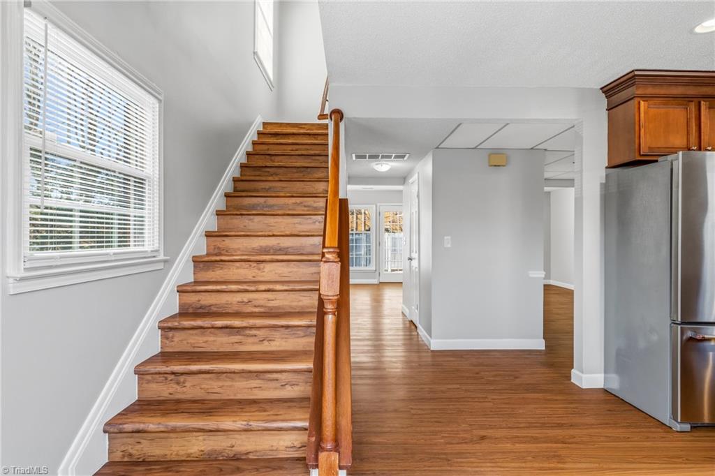 3229 Regents Park Lane # A Property Photo 6