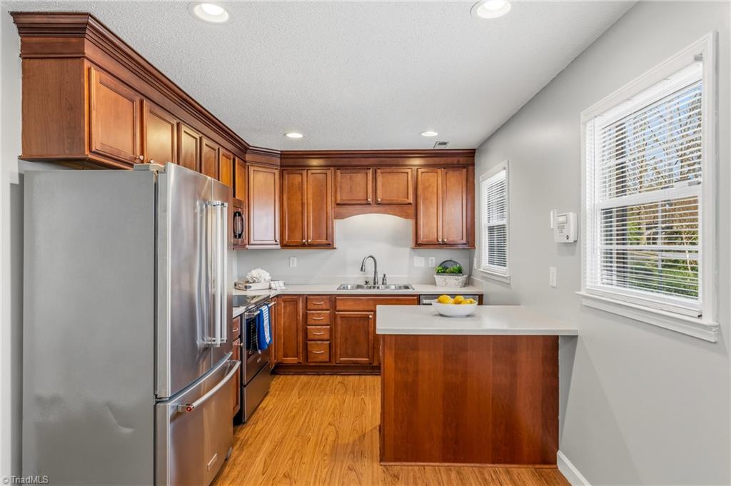 3229 Regents Park Lane # A Property Photo 7