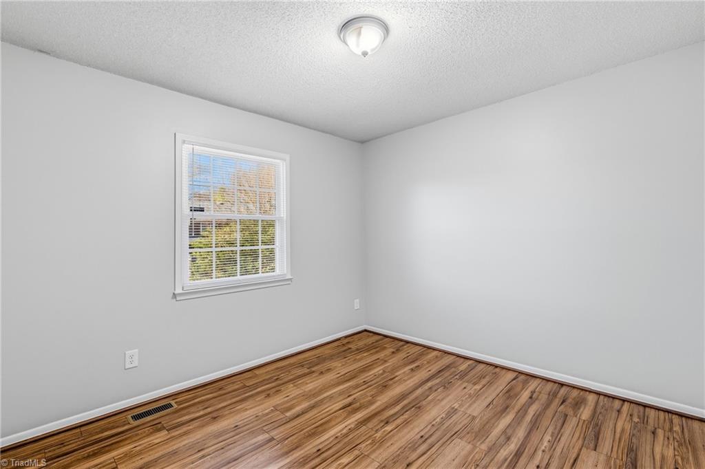 3229 Regents Park Lane # A Property Photo 25