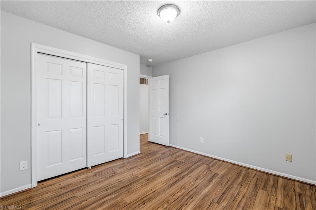 3229 Regents Park Lane # A Property Photo 27