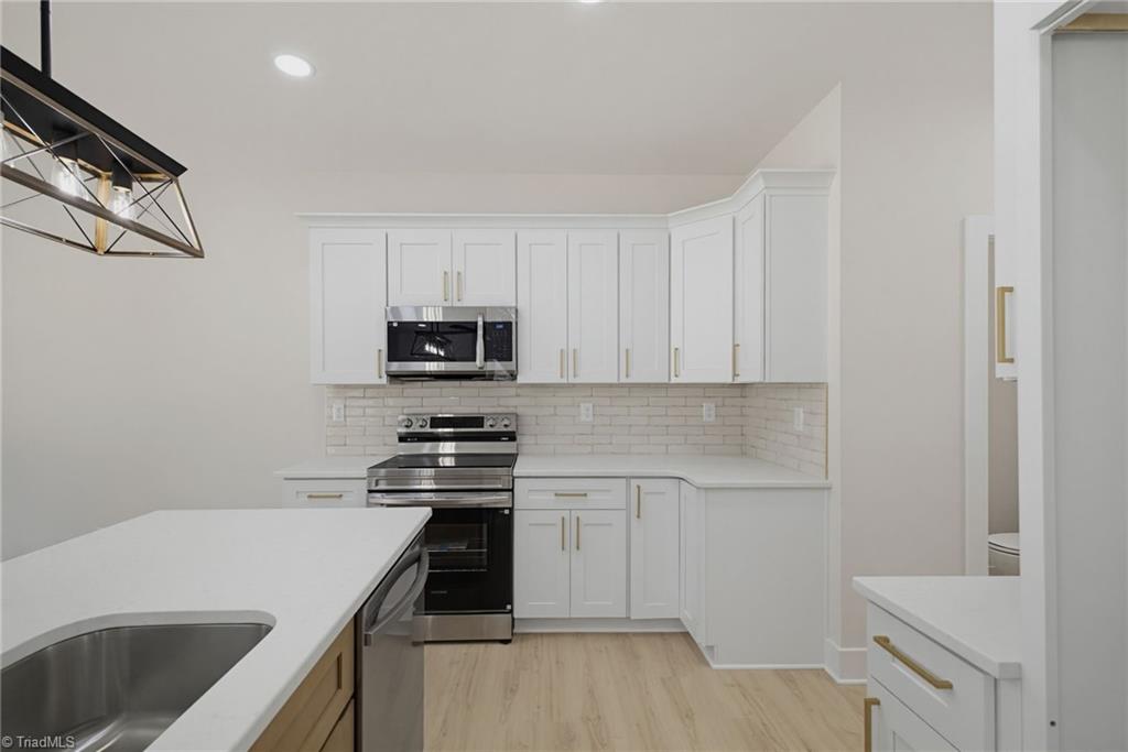 311 Lily Drive Property Photo 11