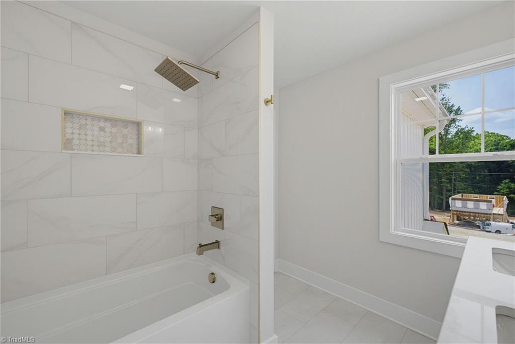 311 Lily Drive Property Photo 20