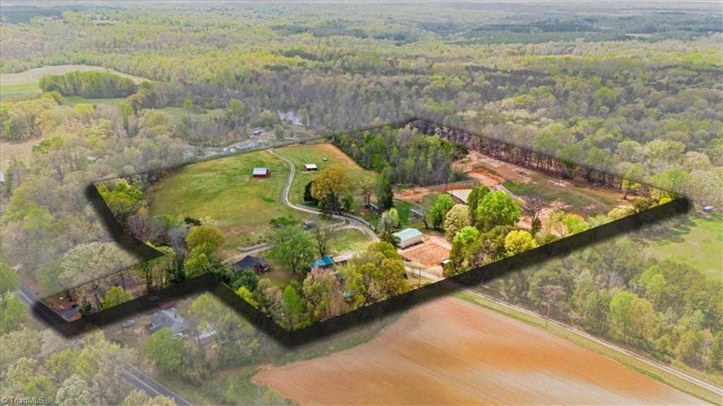 1664 Estes Road Property Photo 1