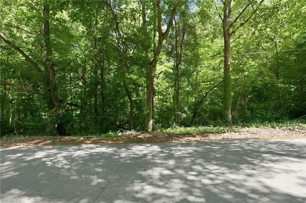 000 Sunset Drive Property Photo 3