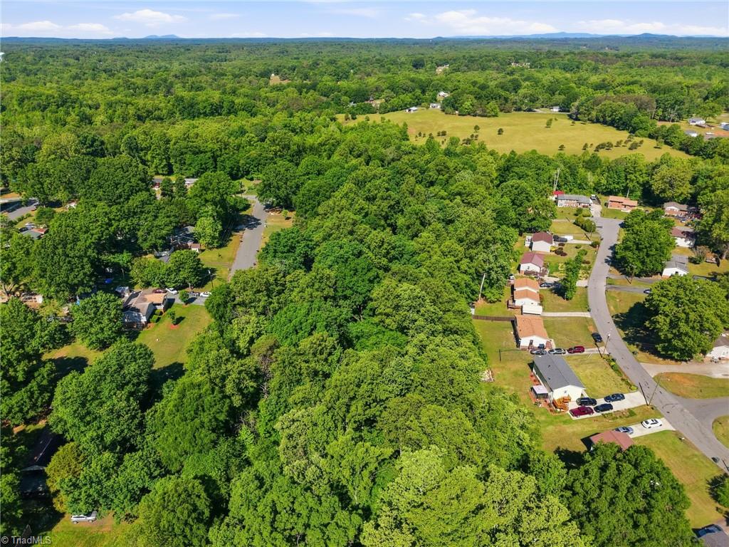 000 Sunset Drive Property Photo 13