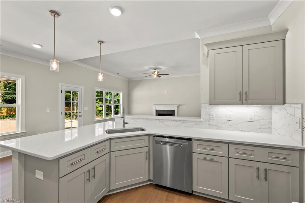 231 Cool Run Property Photo 12