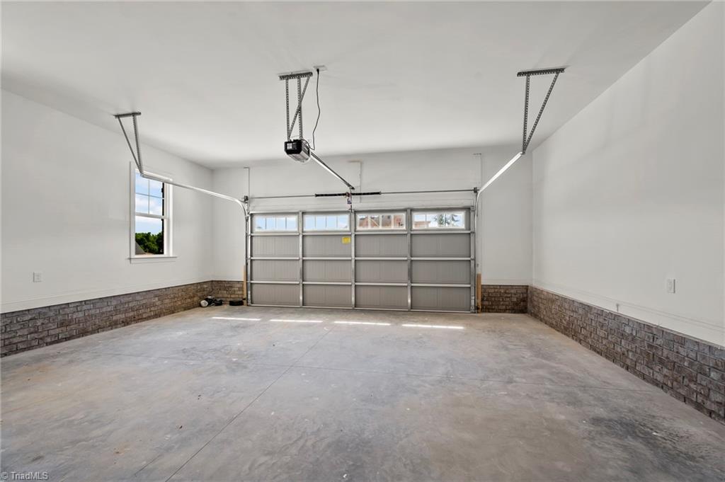 231 Cool Run Property Photo 36