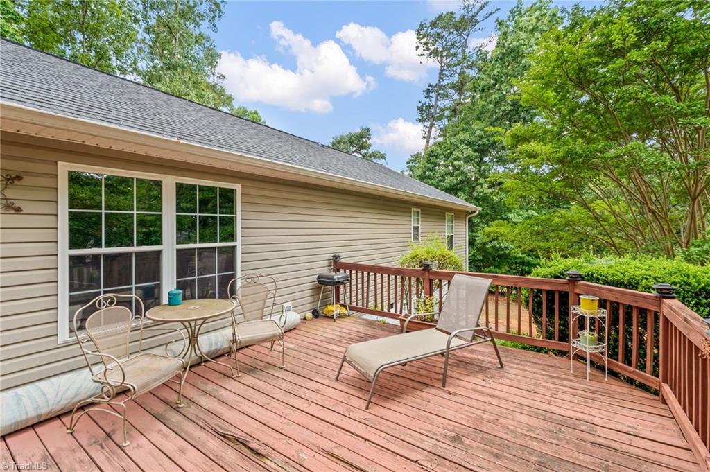143 Shimmer Drive Property Photo 30