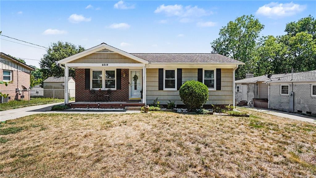 2319 Glenhaven Drive Property Photo 1