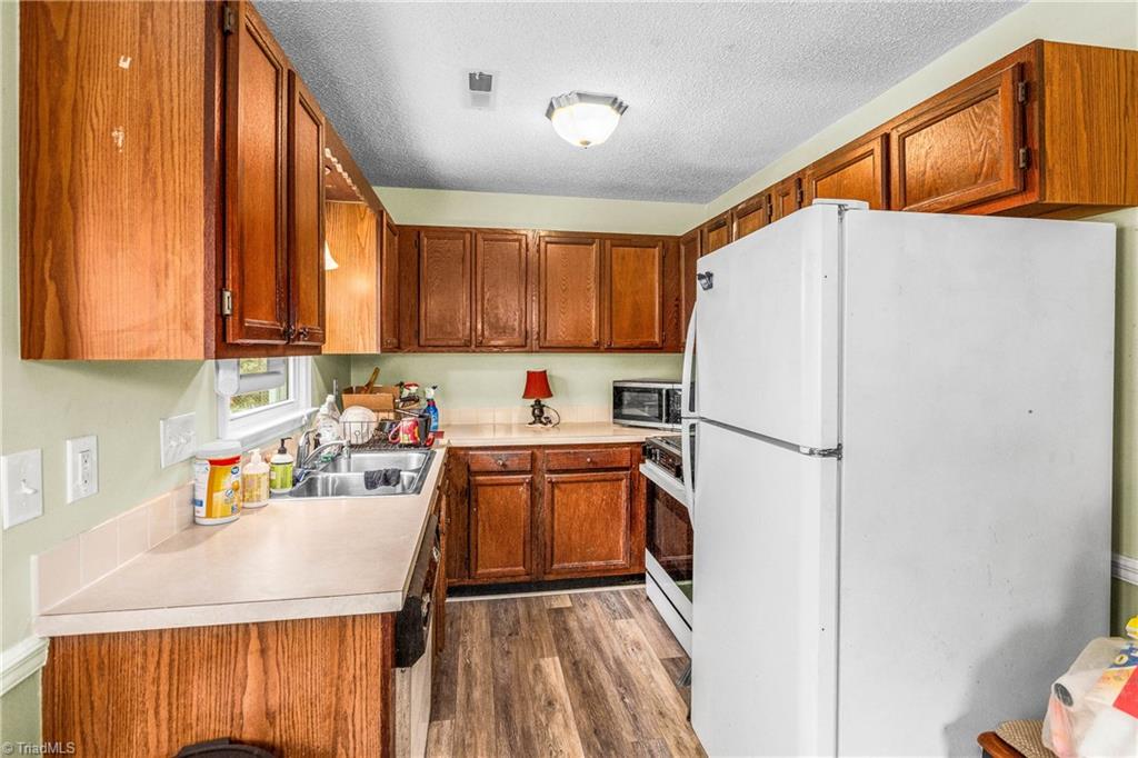 3113 Russell Way Lane Property Photo 10