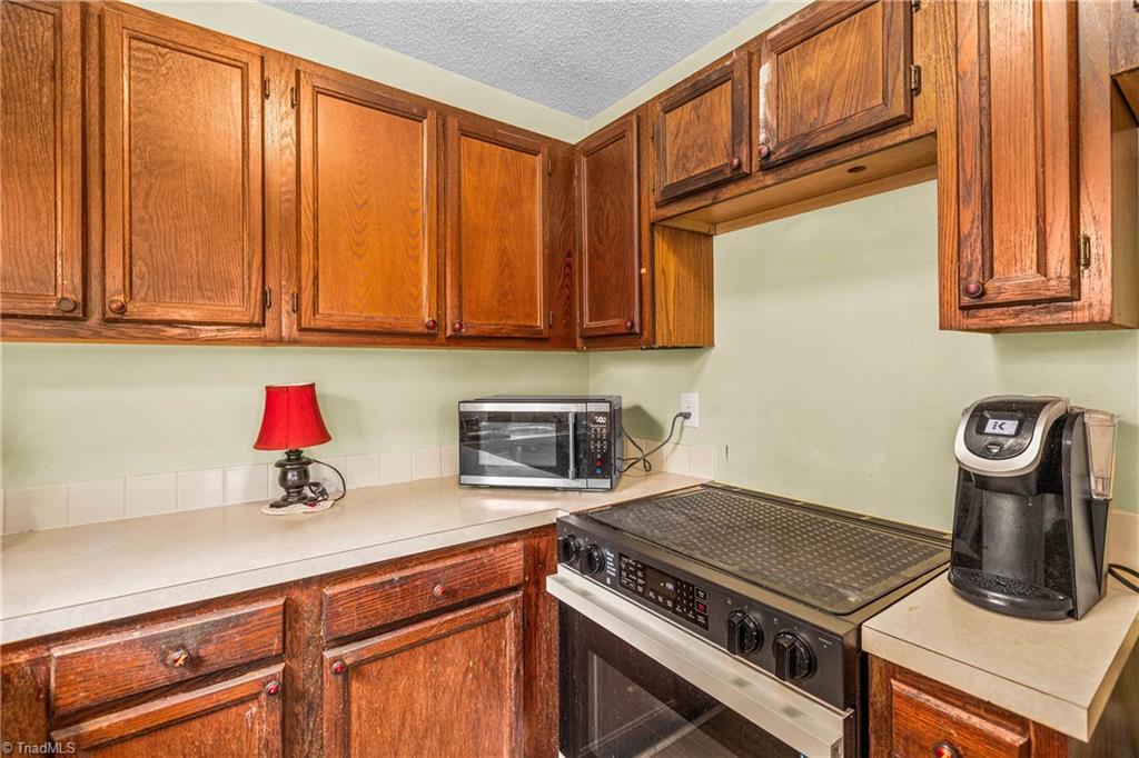 3113 Russell Way Lane Property Photo 12