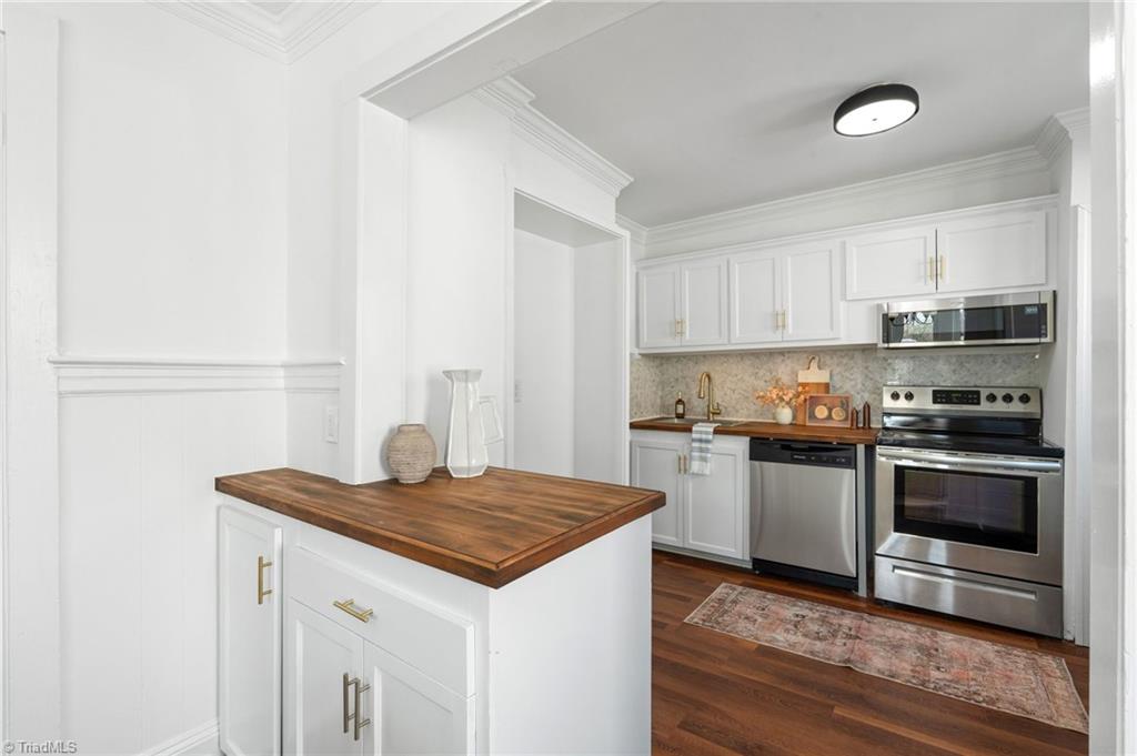 4 Elliott Drive Property Photo 17