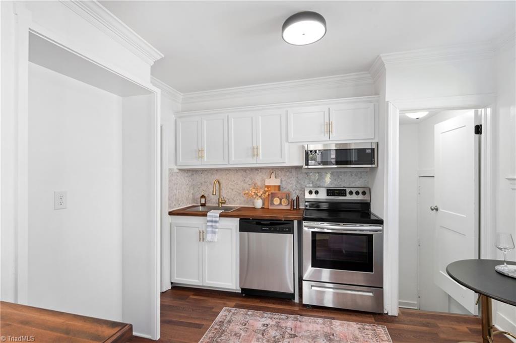 4 Elliott Drive Property Photo 18