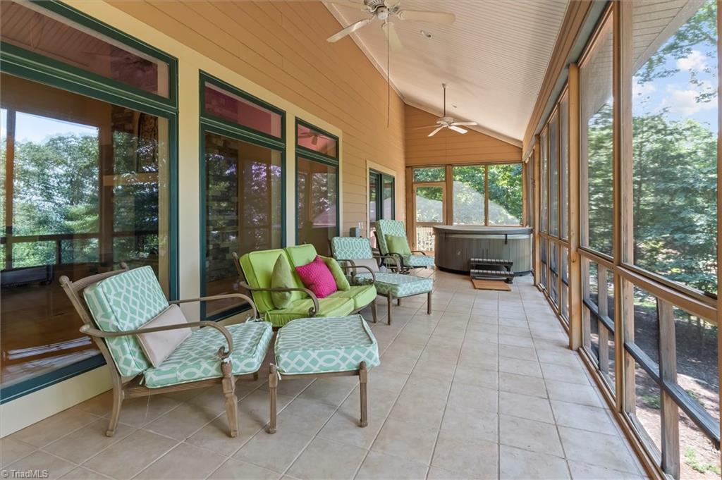 172 Lawson's Lookout Property Photo 35