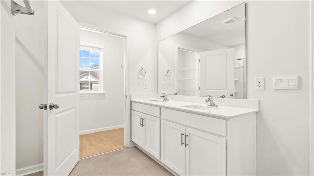 834 Bryson Boulevard Property Photo 13