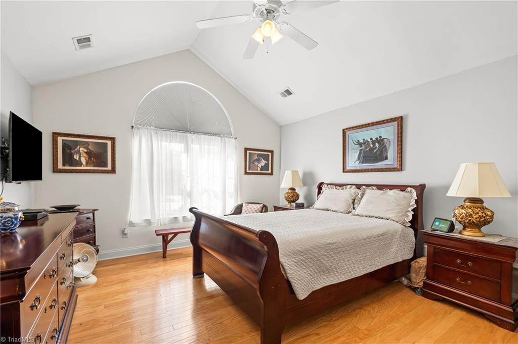 23 Pitlockry Place Property Photo 15
