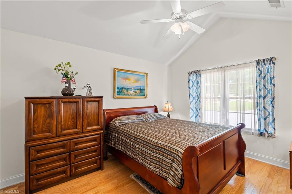 23 Pitlockry Place Property Photo 20