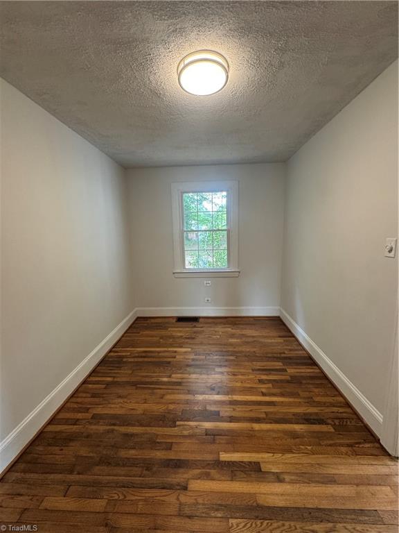 2369 Jefferson Avenue Property Photo 5