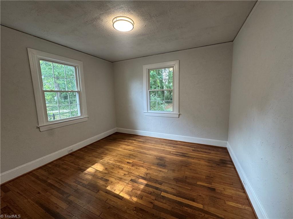 2369 Jefferson Avenue Property Photo 12