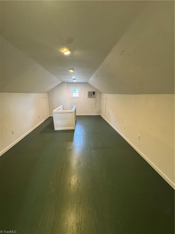 2369 Jefferson Avenue Property Photo 16