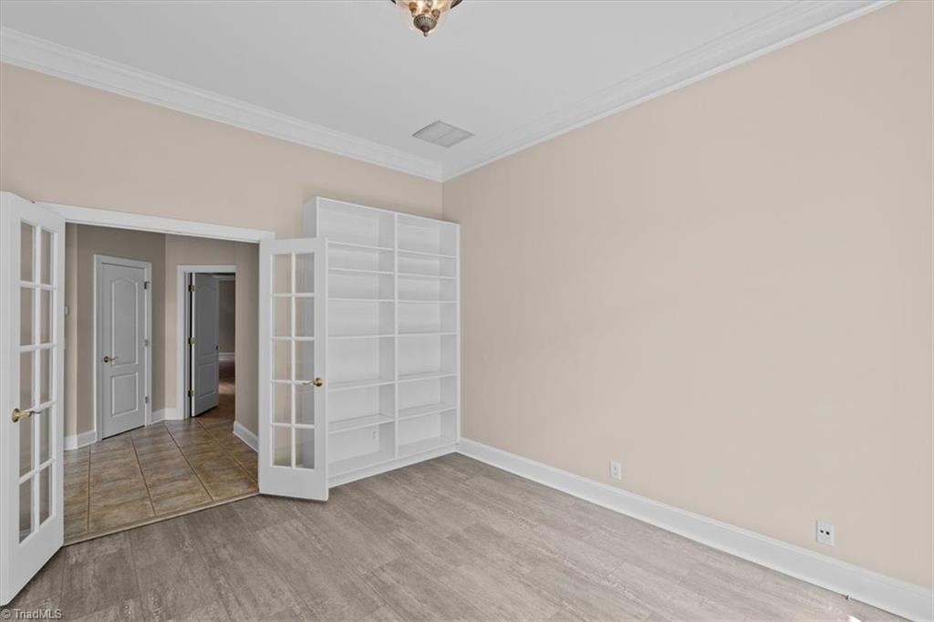 6806 Buckley Drive Property Photo 14