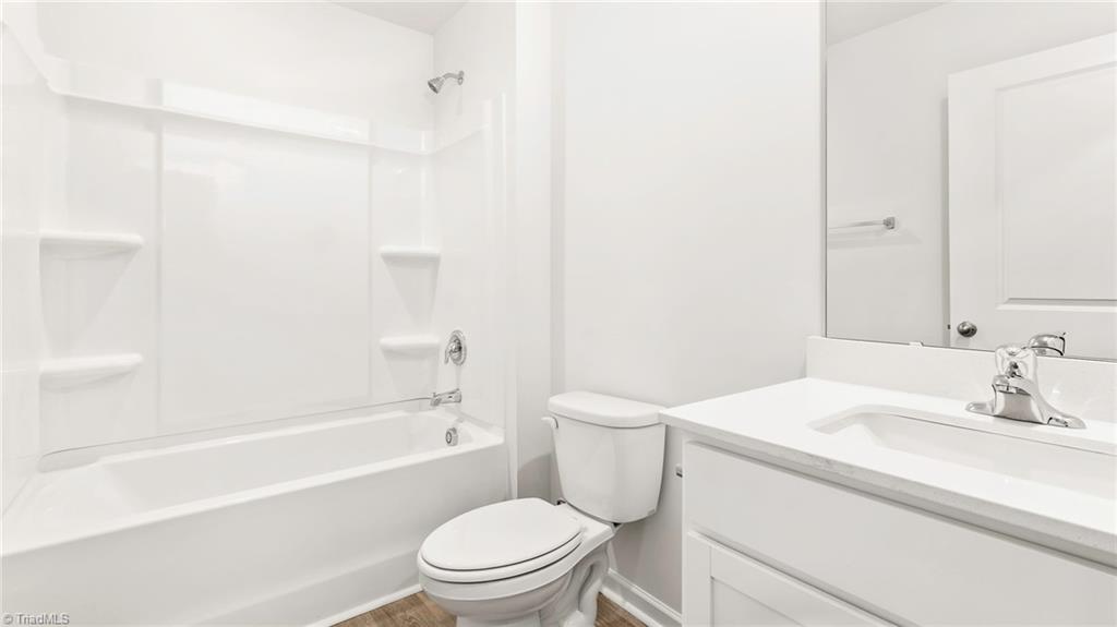 396 Middleton Drive Property Photo 4