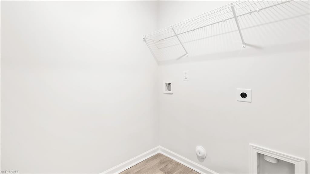 396 Middleton Drive Property Photo 6