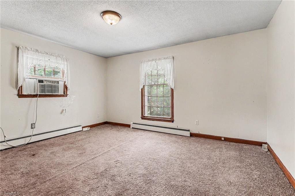 1040 Beechwood Road Property Photo 16