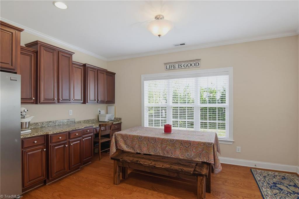 5399 Dobson Road Property Photo 11
