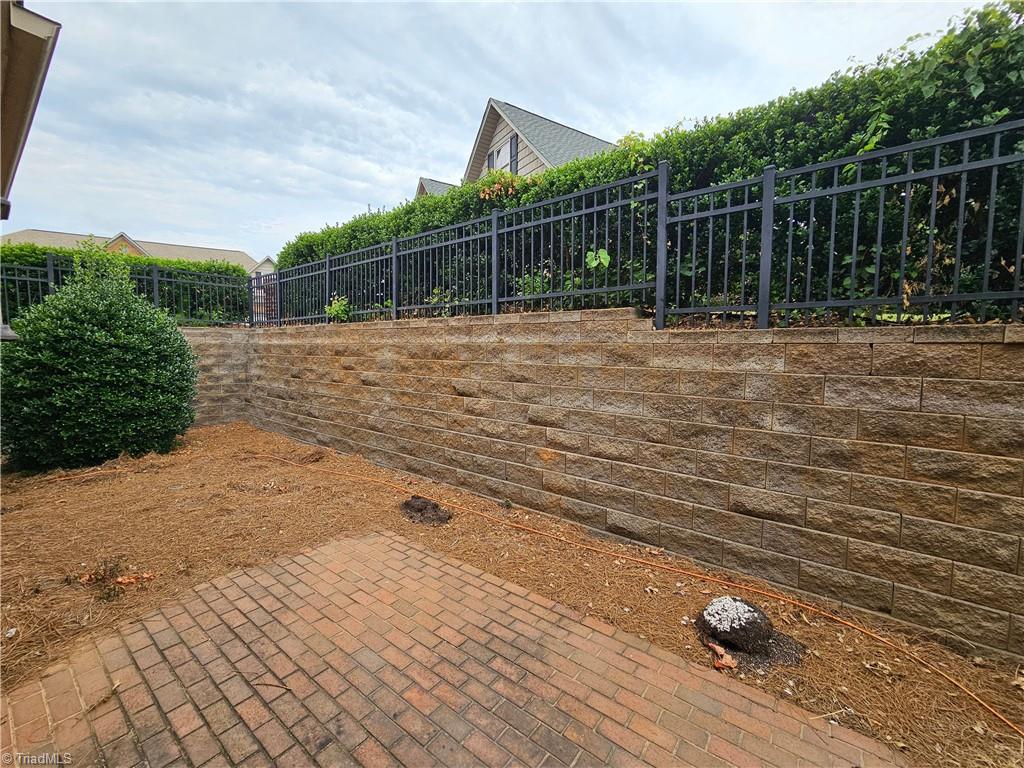 121 Oleander Drive Property Photo 18