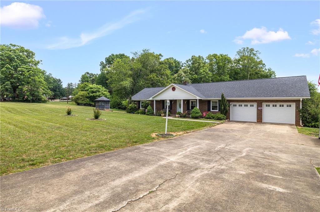 261 Westerly Park Road Property Photo 4