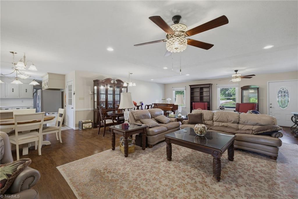 261 Westerly Park Road Property Photo 9