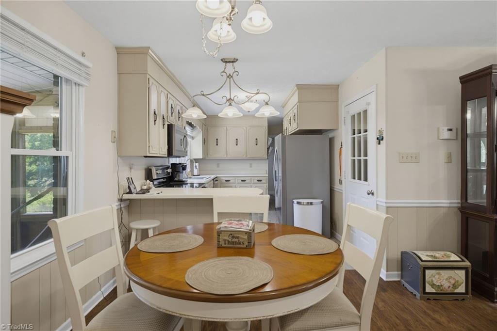 261 Westerly Park Road Property Photo 10