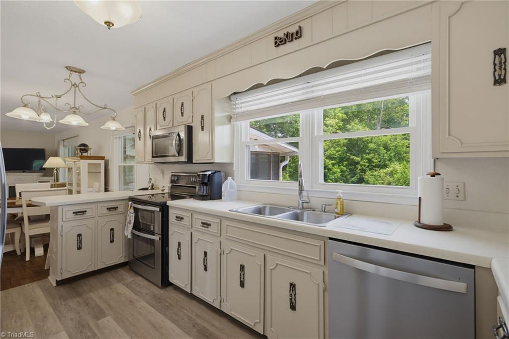 261 Westerly Park Road Property Photo 12