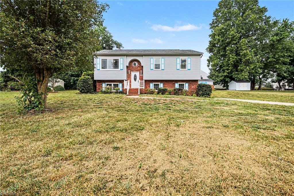 3854 Forest Valley Drive Property Photo 1