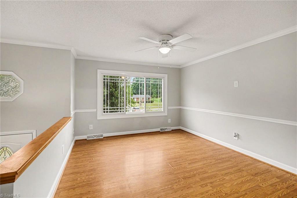 3854 Forest Valley Drive Property Photo 4