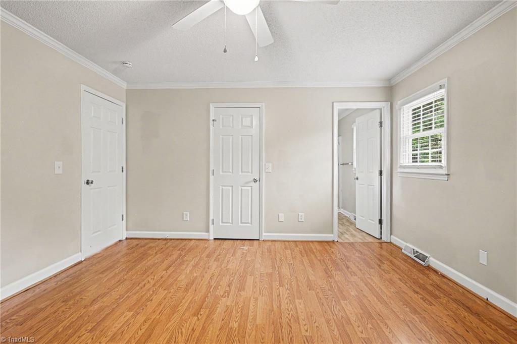 3854 Forest Valley Drive Property Photo 11