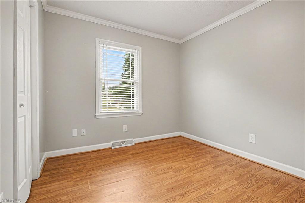 3854 Forest Valley Drive Property Photo 12