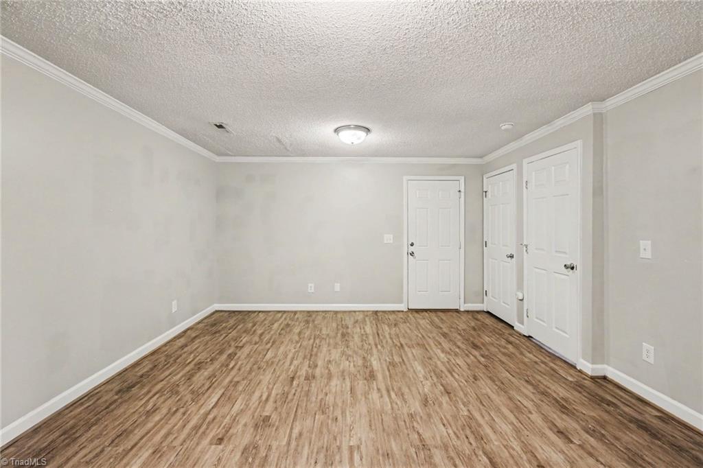 3854 Forest Valley Drive Property Photo 17
