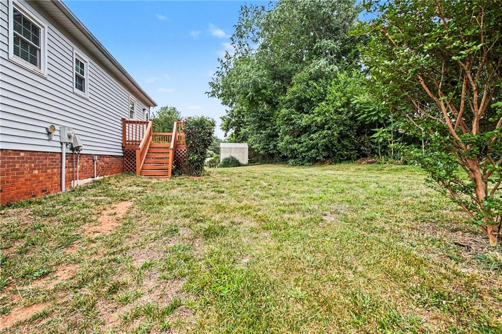 3854 Forest Valley Drive Property Photo 22