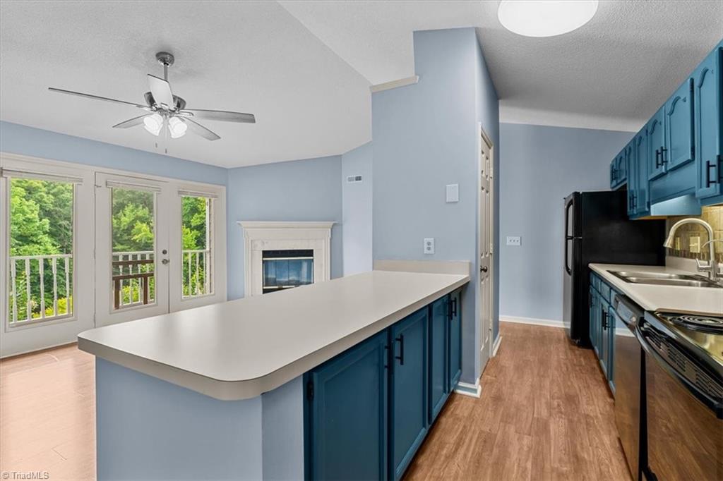 3701 Cotswold Terrace # K Property Photo 5