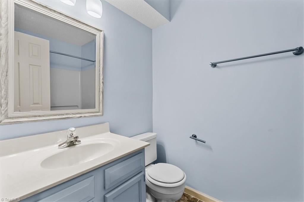 3701 Cotswold Terrace # K Property Photo 11
